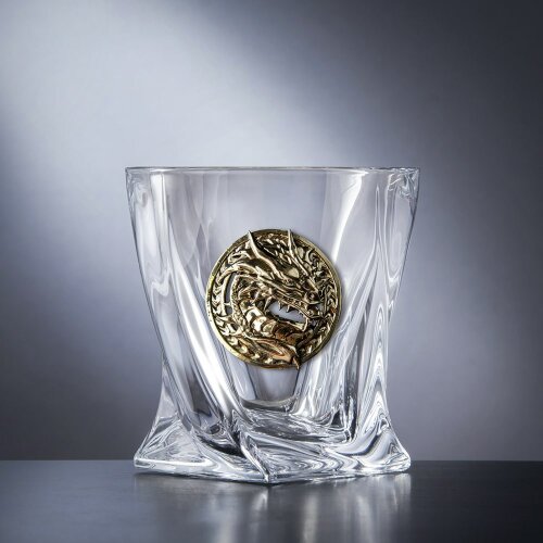 Сувенирный набор из 2-х бокалов для виски «Дракон» — как символ 2024 года
