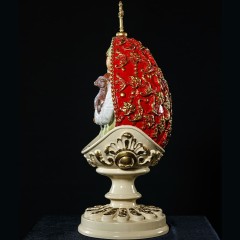 Расписное деревянное яйцо «Богородица с младенцем» — православный интернет магазин