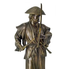 Скульптурная статуэтка «Самурай с двумя мечами» в подарок мужчине