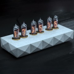 Белые ламповые часы «Сатурн-Б» с несколькими настройками яркости