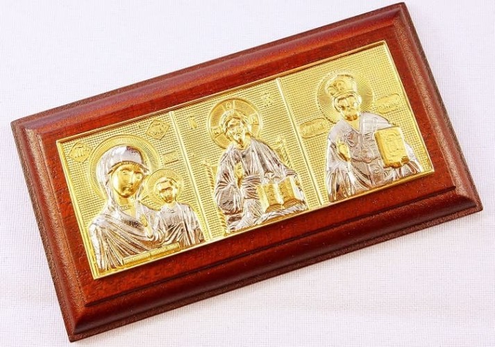 Триптих на дереве