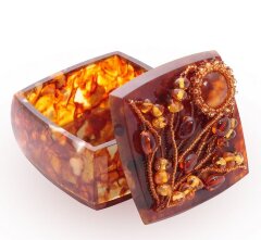 Шкатулка из янтаря «Цветок»