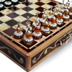 Подарочные шахматы из янтаря «Эксклюзив» с фигурами