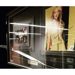 Аутентичный автограф «Ума Турман»