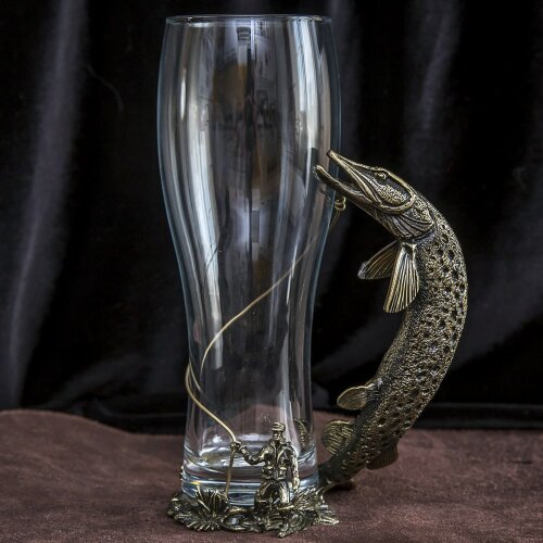 Подарочный бокал для пива «Щука» с художественной фигуркой