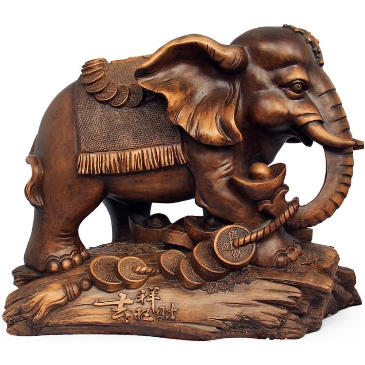 Резная фигурка из дерева «Слон» — символ силы, мудрости и неуязвимости