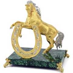 Сувенирная подкова оберег «Лошадь на удачу» в подарок руководителю для рабочего стола