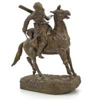 Скульптурная статуэтка «Всадник на лошади»
