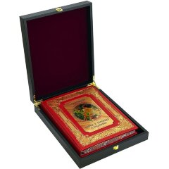 Энциклопедическая книга «Цветы в легендах и преданиях» в футляре