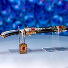 Коллекционный нож «Восточный принц» (стабилизированная карельская берёза, инкрустированные ножны)