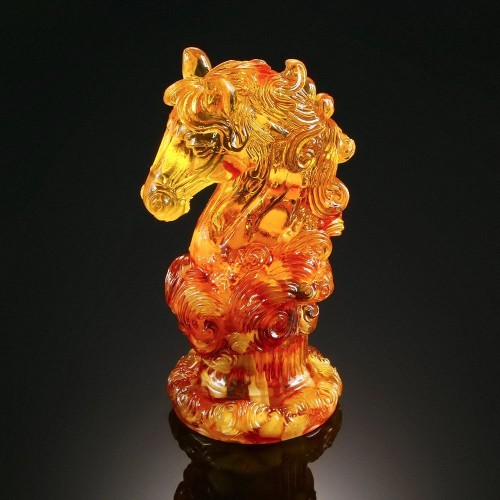 Шахматный конь «Огонь» — символ Нового 2026 года лошади станет замечательным подарком