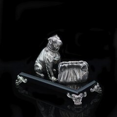 Серебряная статуэтка «Бордосский дог» на постаменте из вулканического камня обсидиан