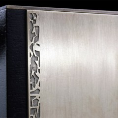 Настольная мерч статуэтка «Сильный духом» — нанесение логотипов бизнес партнёров