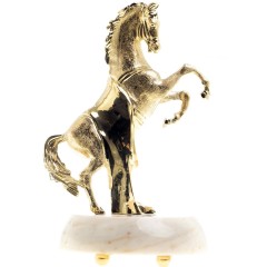 Статуэтка лошади «Конь жеребец» станет отличным рождественским подарком 2026 года