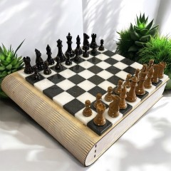 Шахматный ларец «Римляне» с шахматными фигурами