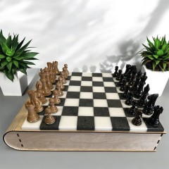 Шахматный ларец «Римляне» с шахматными фигурами
