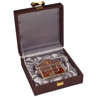 Новогодний сувенир «Домик» из янтаря с кристаллами Swarovski 