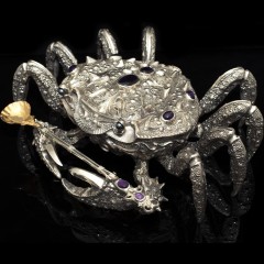 Икорница из серебра «Краб» с позолоченной ложкой в подарок к праздничному столу