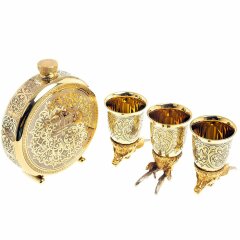 Металлическая фляжка «Олень» с тремя стопками перевертышами