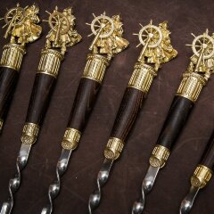 Подарочные шампуры «Капитан Морган» с художественным литьём