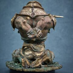 Бронзовая статуэтка «Бык в цепях» в подарок коллекционеру