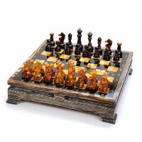Деревянный шахматный ларец «Восточные» из янтаря с фигурами