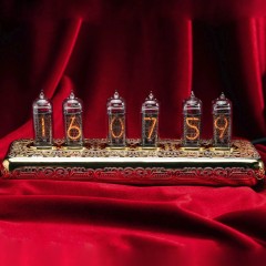 Ламповые часы «Бесконечность времени» в позолоченном корпусе