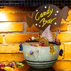 Праздничная чаша «CANDY BAR» из мятного художественного стекла