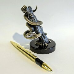 Бронзовая карандашница «Змея на дереве» в подарок коллеге