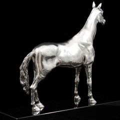 Серебряная статуэтка «Ахалтекинская лошадь» эксклюзивный подарок на Новый год