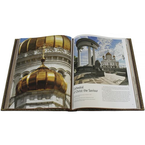 Подарочный комплект книга на английском языке с плакеткой «Москва – Кремль»