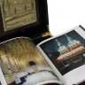 Подарочный комплект книга на английском языке с плакеткой «Москва – Кремль»