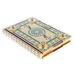 Подарочная книга «Коран» в золоте на арабском языке