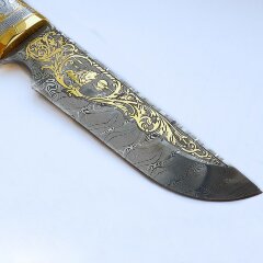 Подарочный нож «Волк» с позолоченным клинком из дамасской стали