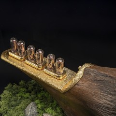 Ламповые часы из кости мамонта «Реликвия» — произведение искусства ограниченной партии