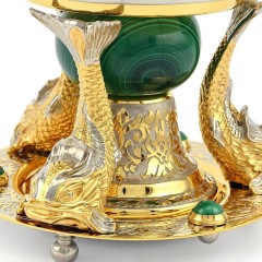 Позолоченная икорница со стеклянной крышкой «Три Кита» на малахите