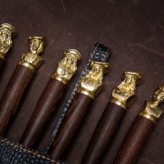 Подарочные шампуры «Мушкетёры» в кожаном чехле