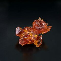 Подарочная фигурка из янтаря «Дракончик» — как символ нового 2024 года
