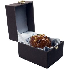 Красивое пасхальное яйцо из янтаря «Загадка»