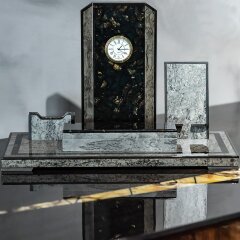 Письменный набор с часами «Герб России» из янтаря и карельской берёзы