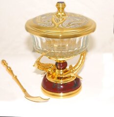 Икорница на яшме