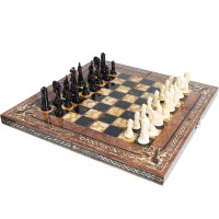 Подарочные шахматы «Арабески» из корня ореха и янтаря