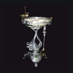 Серебряная икорница «GALIOTIS» из морской раковины с ладьёй