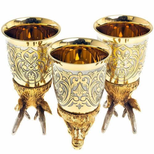 Декоративная тарелка «Олень» с тремя стопками перевертышами