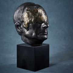 Авторская статуэтка из бронзы «Наблюдатель» в подарок руководителю