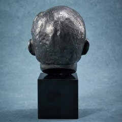 Авторская статуэтка из бронзы «Наблюдатель» в подарок руководителю