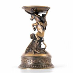 Бронзовый подсвечник «Телец» для декора дома