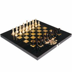 Подарочные шахматы «Герб России» из морёного дуба и янтаря