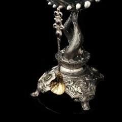 Серебряная икорница «GALIOTIS» из морской раковины с фрегатом