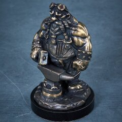 Авторская статуэтка из бронзы «Кузнец оружейник» в подарок металлургу